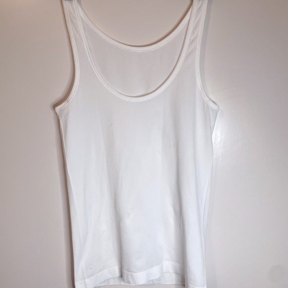 EUC Lululemon Seek Simplicity Tank - Picture 5 of 5